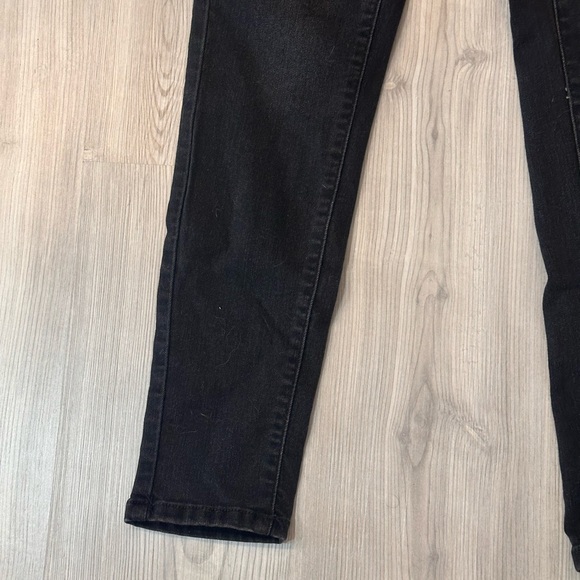 Universal Thread Black Mid Rise Skinny Jean - Picture 4 of 7